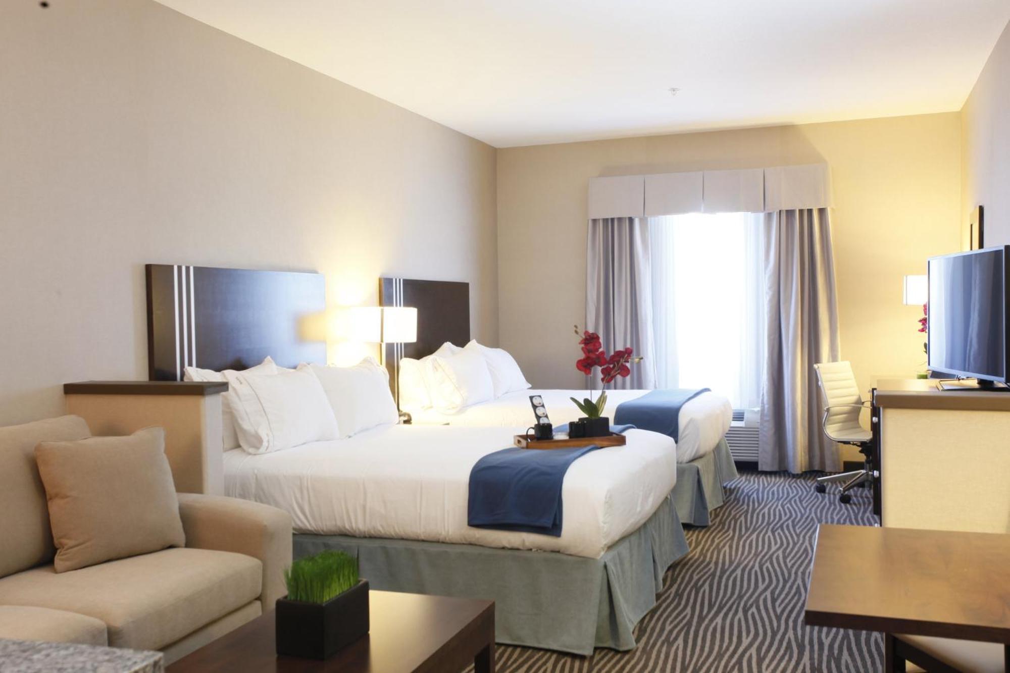 Holiday Inn Express Fort St John By Ihg Fort St. John Kültér fotó